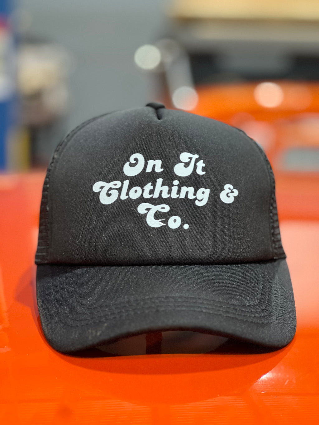 OG ON IT LOGO CAPS